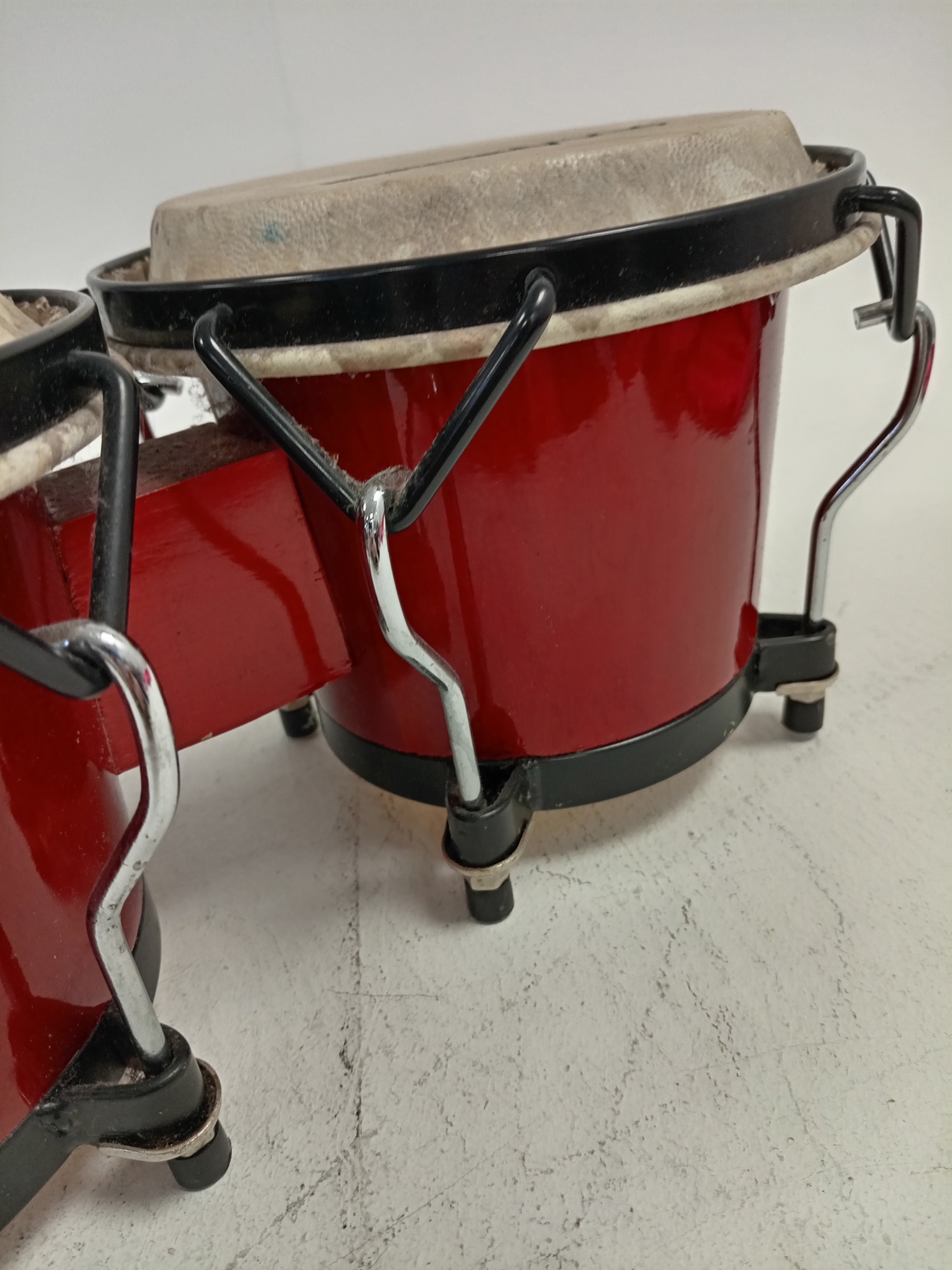 SVM Percussion Red Wooden Bongos Pair Musical Instrument Collectable Drums - Bild 10 von 10